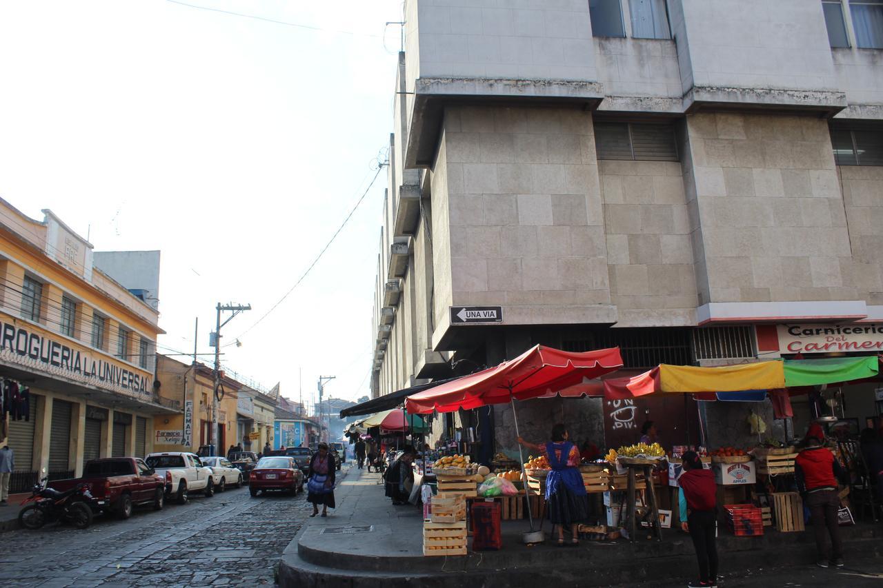 Hotel Casa Del Viajero Quetzaltenango Exterior photo