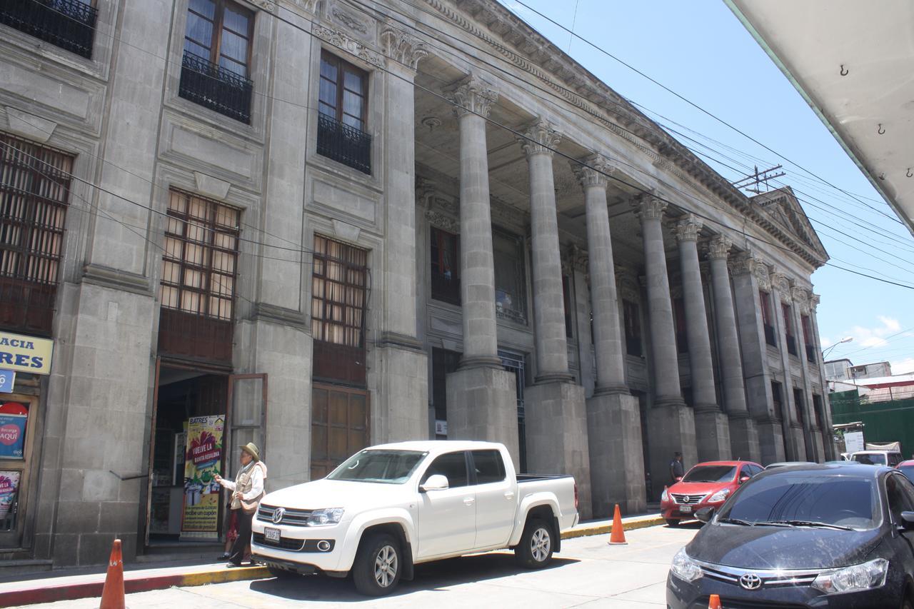 Hotel Casa Del Viajero Quetzaltenango Exterior photo